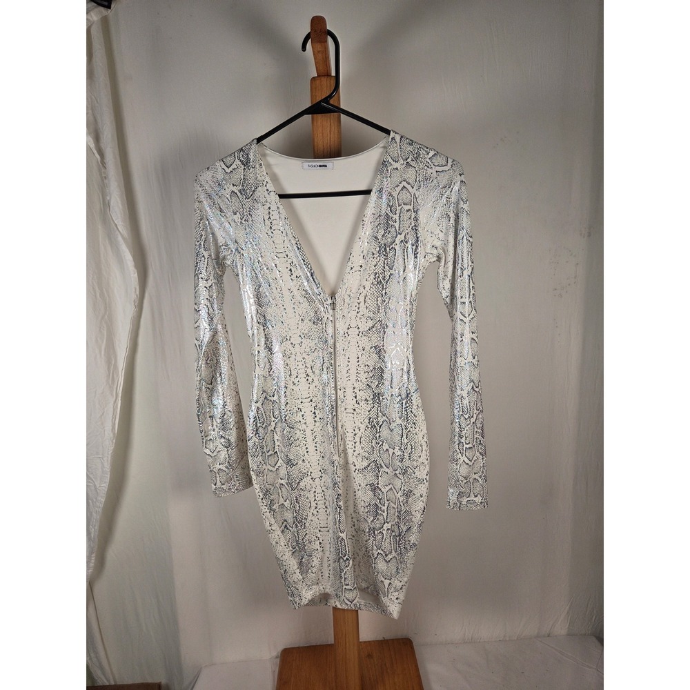 Fashion Nova Womens Silver Holographic Snakeskin Mini Dress Zip Front Small